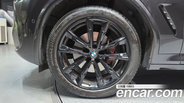 BMW X4 (G02) xDrive20i M Sport Pro Special Edition 2025 — фото 5