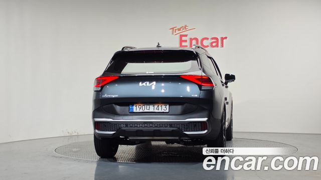 Kia Sportage Hybrid (V) Signature Gravity 2WD 2023 — фото 4