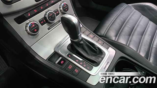 Volkswagen CC 2.0 TDI BlueMotion 4MOTION 2015 — фото 9