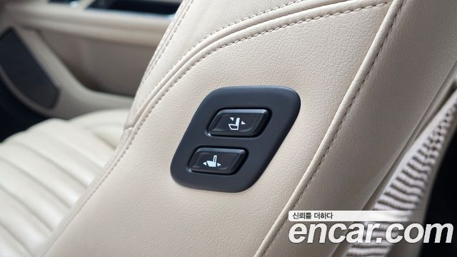 Jaguar XF (X260) 20d Portfolio AWD 2017 — фото 20
