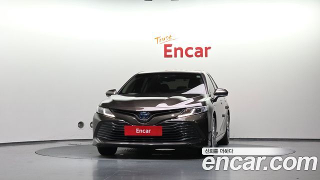 Toyota Camry (XV70) 2.5 LE Hybrid 2019 — фото 3