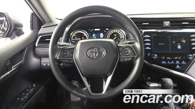 Toyota Camry (XV70) 2.5 LE Hybrid 2019 — фото 17