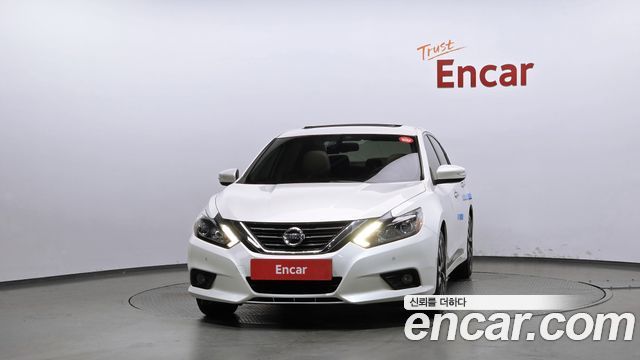 Nissan Altima 2.5 L33 2018 — фото 3