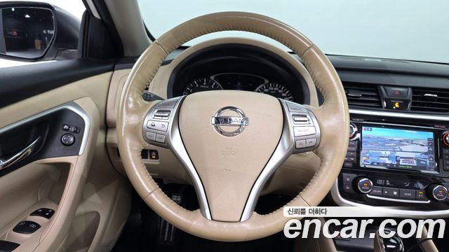 Nissan Altima 2.5 L33 2018 — фото 13