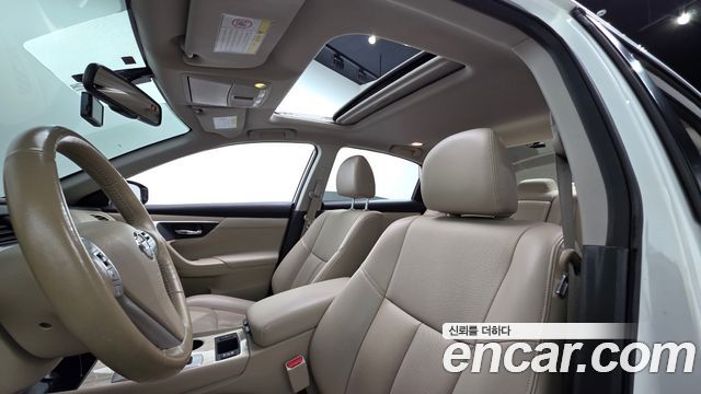 Nissan Altima 2.5 L33 2018 — фото 16