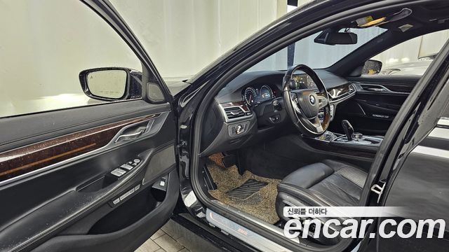 BMW 7 Series (G11) 730Ld xDrive 2016 — фото 10