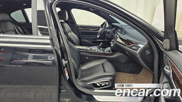 BMW 7 Series (G11) 730Ld xDrive 2016 — фото 11