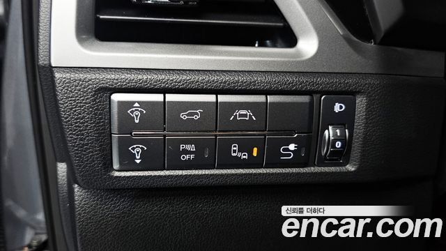 KG Mobility (SsangYong) Beautiful Korando Gasoline 1.5 2WD C7 2022 — фото 23