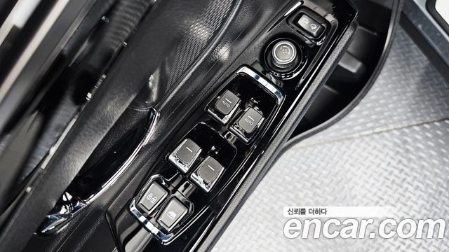 KG Mobility (SsangYong) Beautiful Korando Gasoline 1.5 2WD C7 2022 — фото 34