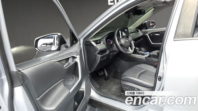 Toyota RAV4 (V) 2.5 2WD 2019 — фото 10