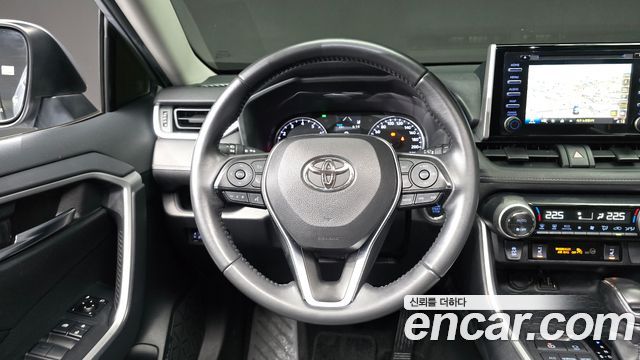 Toyota RAV4 (V) 2.5 2WD 2019 — фото 12