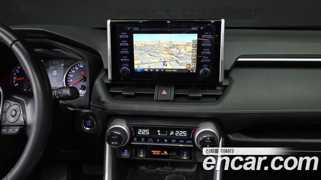 Toyota RAV4 (V) 2.5 2WD 2019 — фото 13