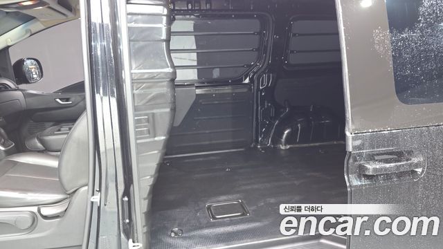 Hyundai Staria Cargo 3-Seater Modern 2022 — фото 15