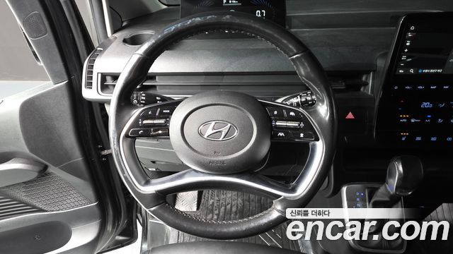 Hyundai Staria Cargo 3-Seater Modern 2022 — фото 17