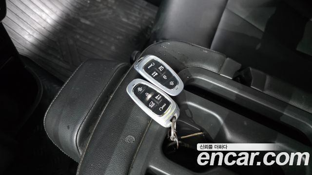 Hyundai Staria Cargo 3-Seater Modern 2022 — фото 19