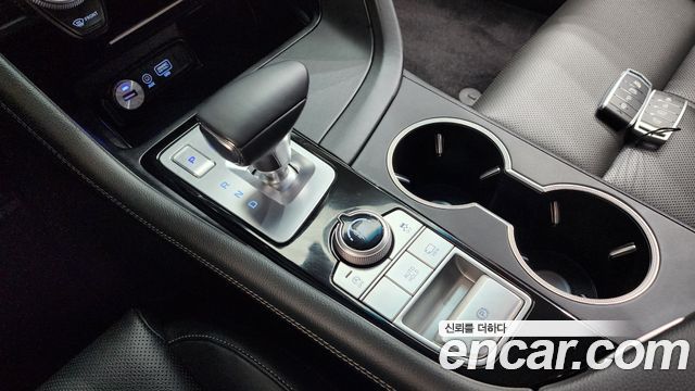 Genesis G70 2.0T Advanced 2018 — фото 9