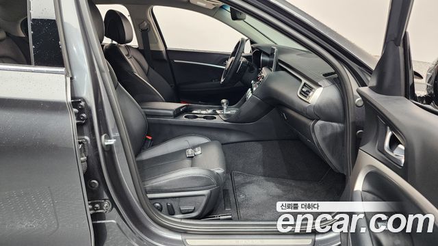 Genesis G70 2.0T Advanced 2018 — фото 26
