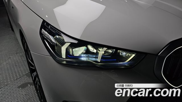 BMW 5 Series (G60) 530i xDrive M Sport 2024 — фото 22