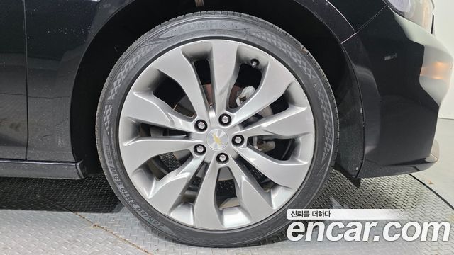 Chevrolet Malibu 2.0 Turbo LT Permium 2017 — фото 5