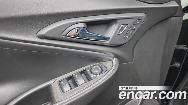Chevrolet Malibu 2.0 Turbo LT Permium 2017 — фото 13