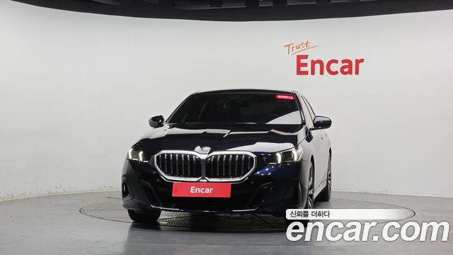BMW 5 Series (G60) 530i xDrive M Sport 2024 — фото 3
