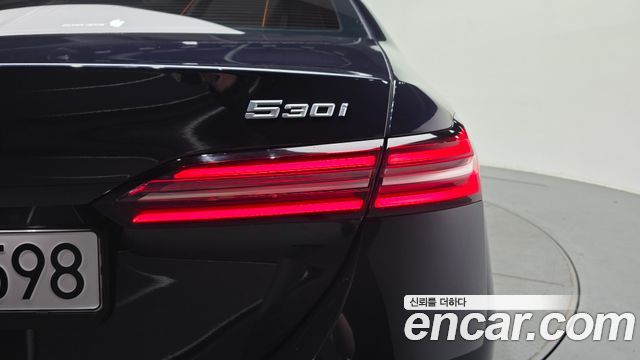 BMW 5 Series (G60) 530i xDrive M Sport 2024 — фото 23