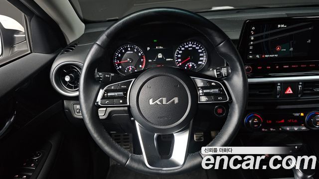 Kia K3 (II) 1.6 Prestige 2024 — фото 14