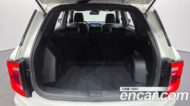 KG Mobility (SsangYong) Torres Gasoline 1.5 2WD T5 2023 — фото 18
