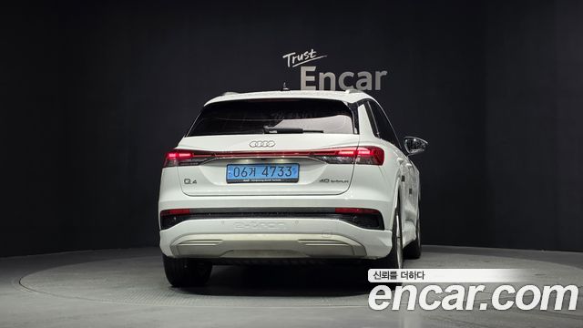 Audi Q4 e-tron (F4) 40 2022 — фото 4