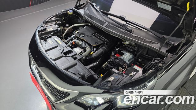 Peugeot 5008 (II) 1.6 BlueHDi GT Line 2018 — фото 6
