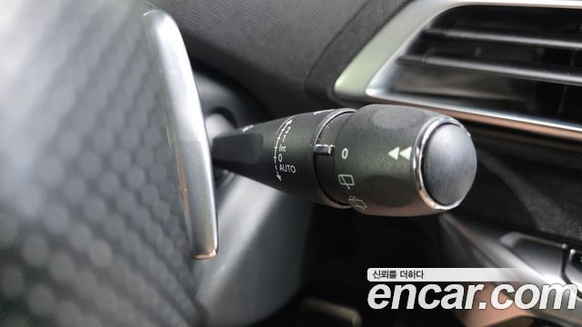 Peugeot 5008 (II) 1.6 BlueHDi GT Line 2018 — фото 18