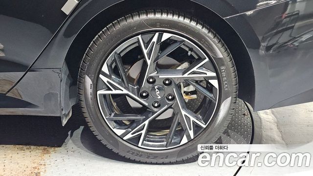 Kia K5 (III) 1.6 Turbo Signature 2025 — фото 21