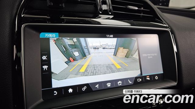 Jaguar XE 20t Prestige 2018 — фото 15