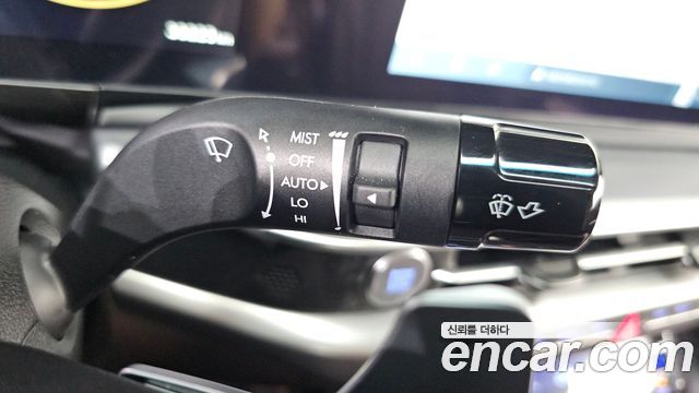 Hyundai Grandeur (GN7) 2,5 Gasoline 2WD Exclusive 2025 — фото 30