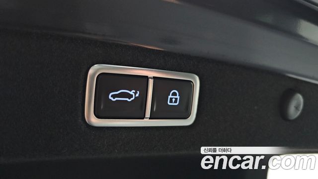 Hyundai Grandeur (GN7) 2,5 Gasoline 2WD Exclusive 2025 — фото 35