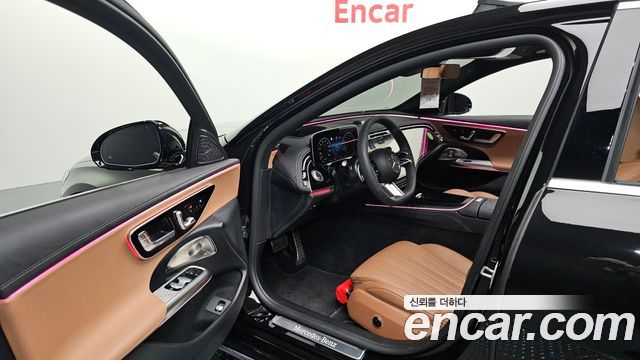 Mercedes-Benz E-Class (W214) E300 4MATIC AMG Line 2025 — фото 10