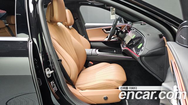 Mercedes-Benz E-Class (W214) E300 4MATIC AMG Line 2025 — фото 12