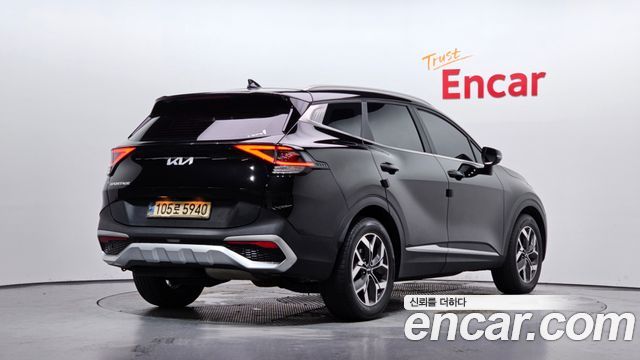 Kia Sportage (V) Diesel 2.0 2WD Prestige 2022 — фото 2