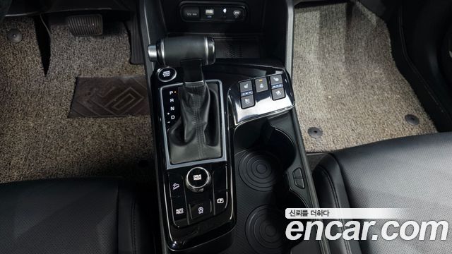 Kia Sportage (V) Diesel 2.0 2WD Prestige 2022 — фото 9