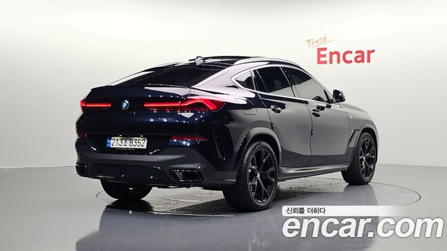 BMW X6 (G06) xDrive40i M Sport 2023 — фото 2
