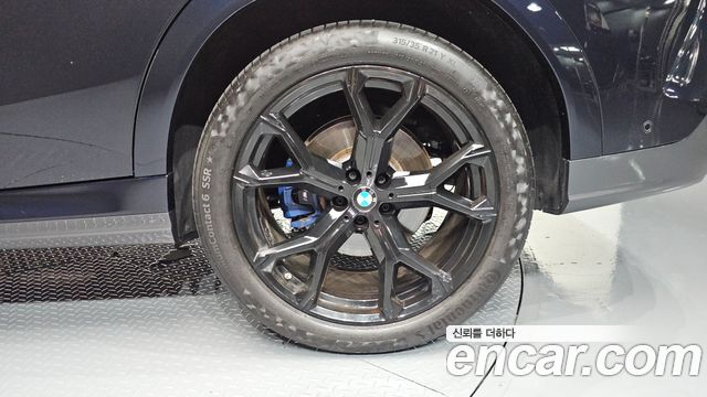 BMW X6 (G06) xDrive40i M Sport 2023 — фото 21