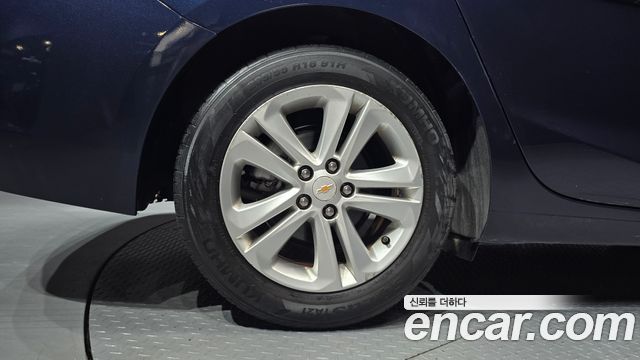 Chevrolet Cruze 1.4 Turbo LT Deluxe 2017 — фото 5