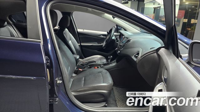 Chevrolet Cruze 1.4 Turbo LT Deluxe 2017 — фото 11