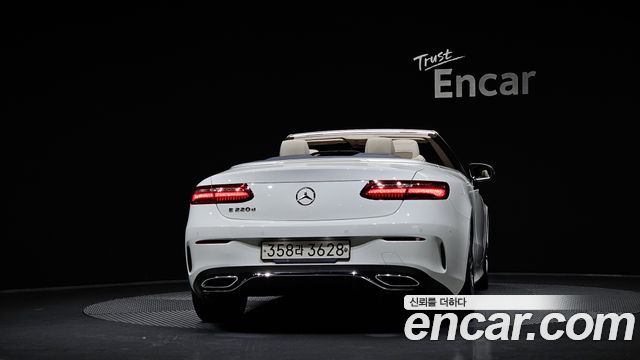 Mercedes-Benz E-Class (W213) E220d Cabriolet 2020 — фото 4