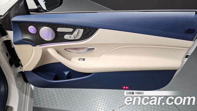 Mercedes-Benz E-Class (W213) E220d Cabriolet 2020 — фото 25