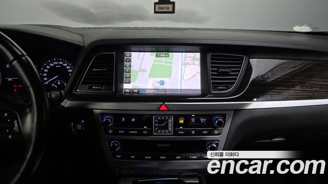 Genesis G80 3.3 GDI AWD Premium Luxury 2019 — фото 17