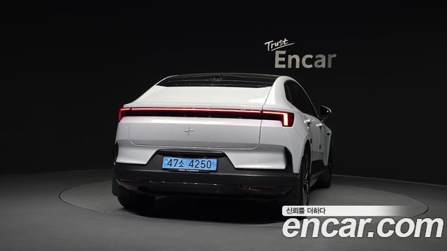Polestar 4 Long Range Duel Moter 2025 — фото 4