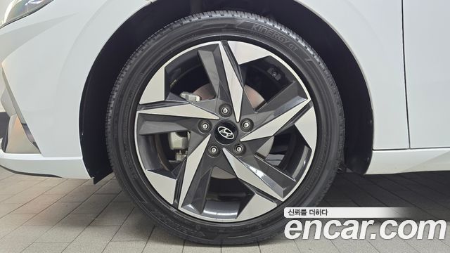 Hyundai Avante (CN7) 1.6 Inspiration 2021 — фото 5
