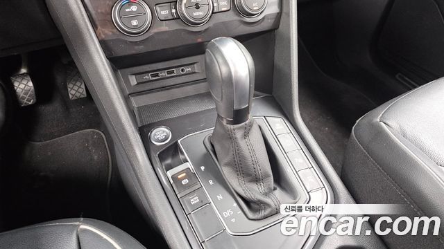 Volkswagen Tiguan Allspace 2.0 TDI Prestige 2020 — фото 9