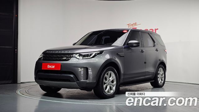 Land Rover Discovery 5 2.0 SD4 SE 2018 — фото 1